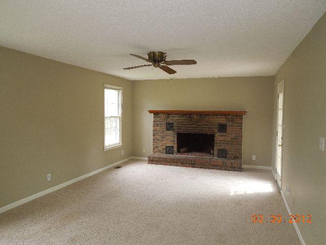 801 Branch Bend Road Clarksville, TN 37040 - Photo 8 of 19 Gallery Image 8