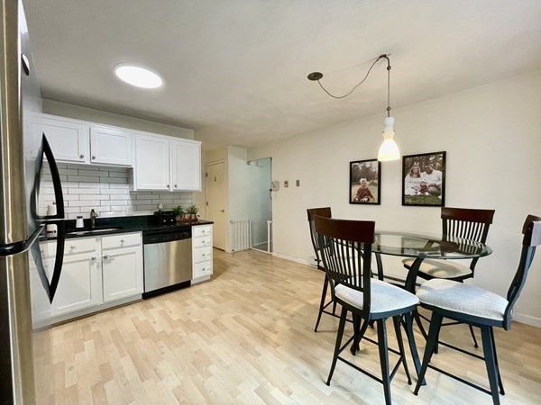 4 Erick Road, Unit 104 Mansfield, MA 02048 - Photo 7 of 27 Gallery Image 7
