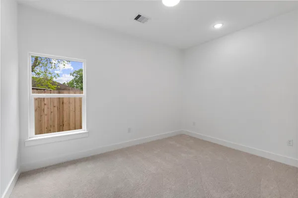 $2,100 | 8109 Hamlet Street, Unit A, Houston, TX 77078