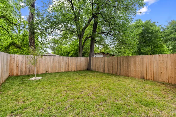 $2,100 | 8109 Hamlet Street, Unit A, Houston, TX 77078