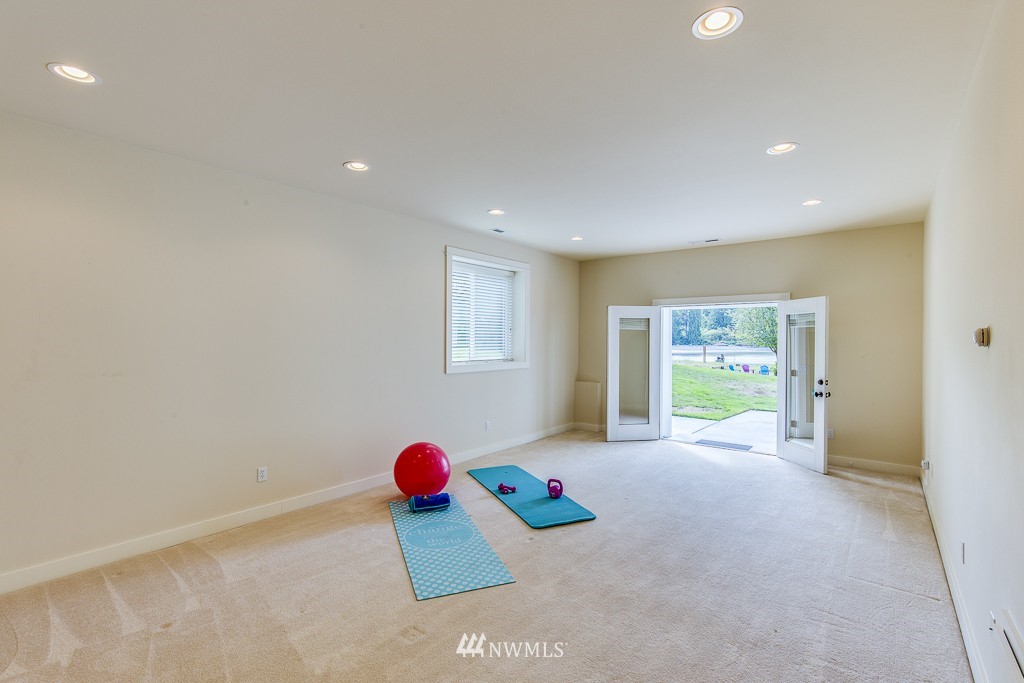 15809 Virginia Point Road Northeast Poulsbo, WA 98370 - Photo 22 of 25