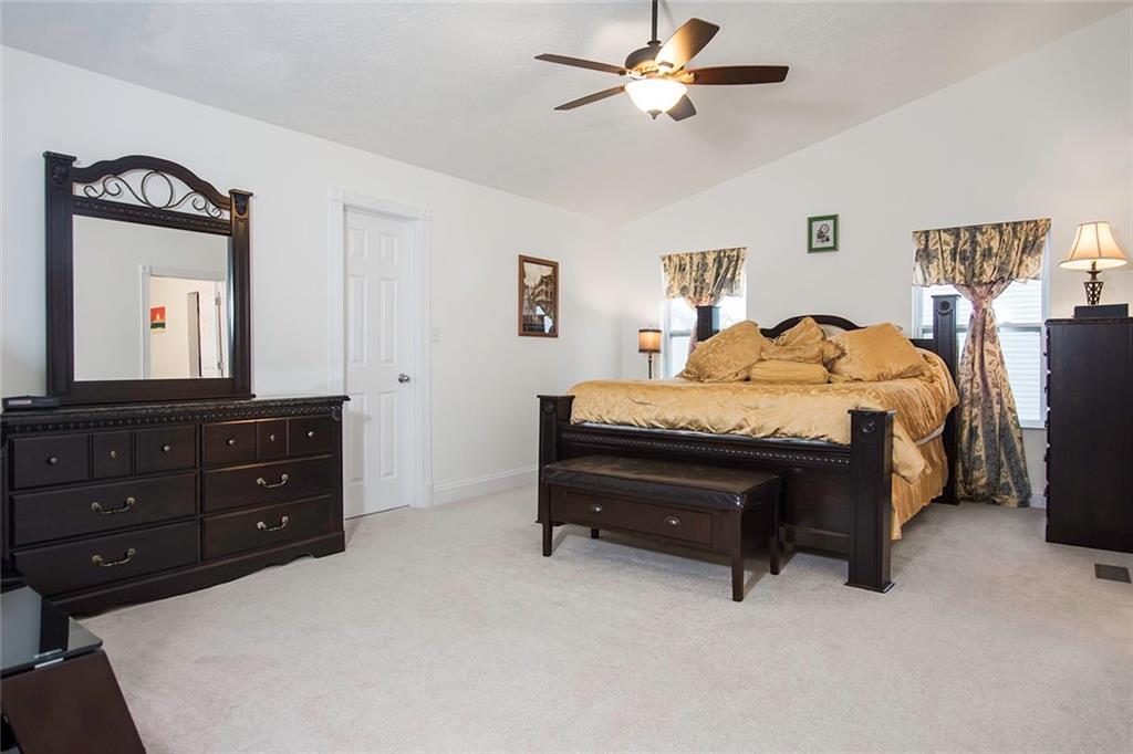 418 Beech Drive McKees Rocks, PA 15136 - Photo 14 of 25 Gallery Image 14