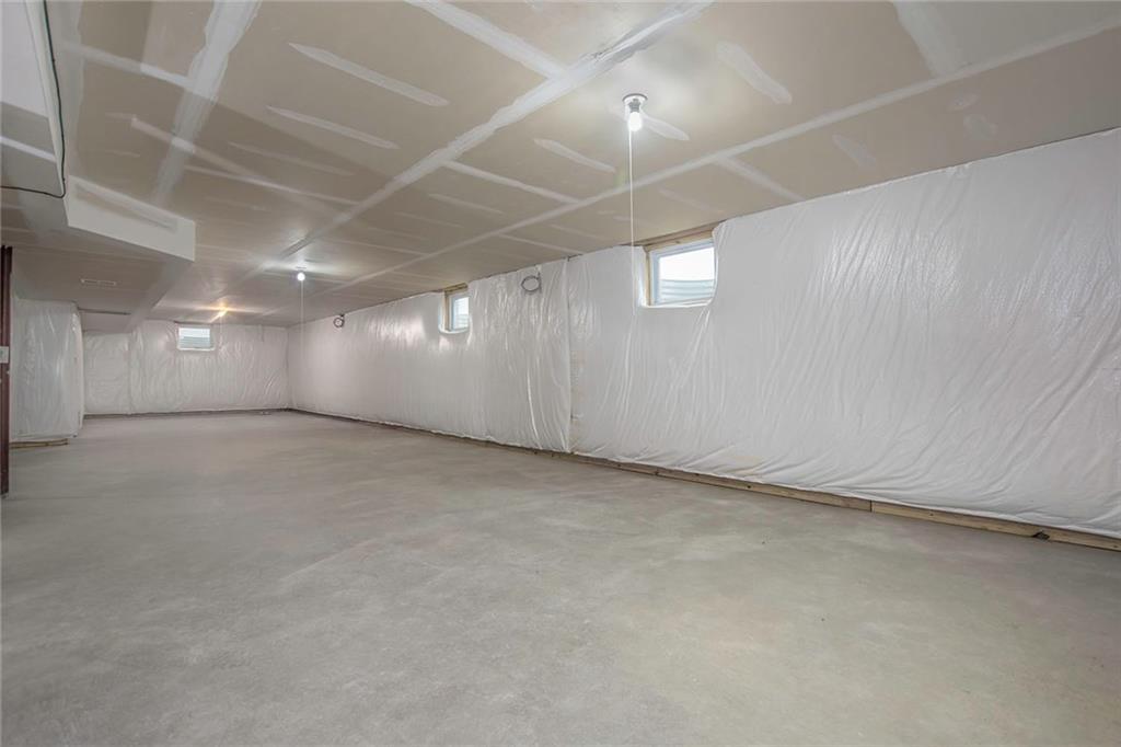 418 Beech Drive McKees Rocks, PA 15136 - Photo 22 of 25 Gallery Image 22