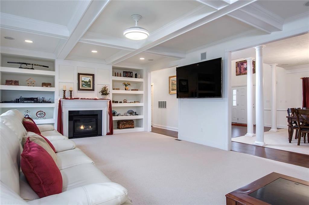 418 Beech Drive McKees Rocks, PA 15136 - Photo 8 of 25 Gallery Image 8