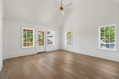 $2,750,000 | 1126 East 7 1/2 Street, Houston, TX 77009