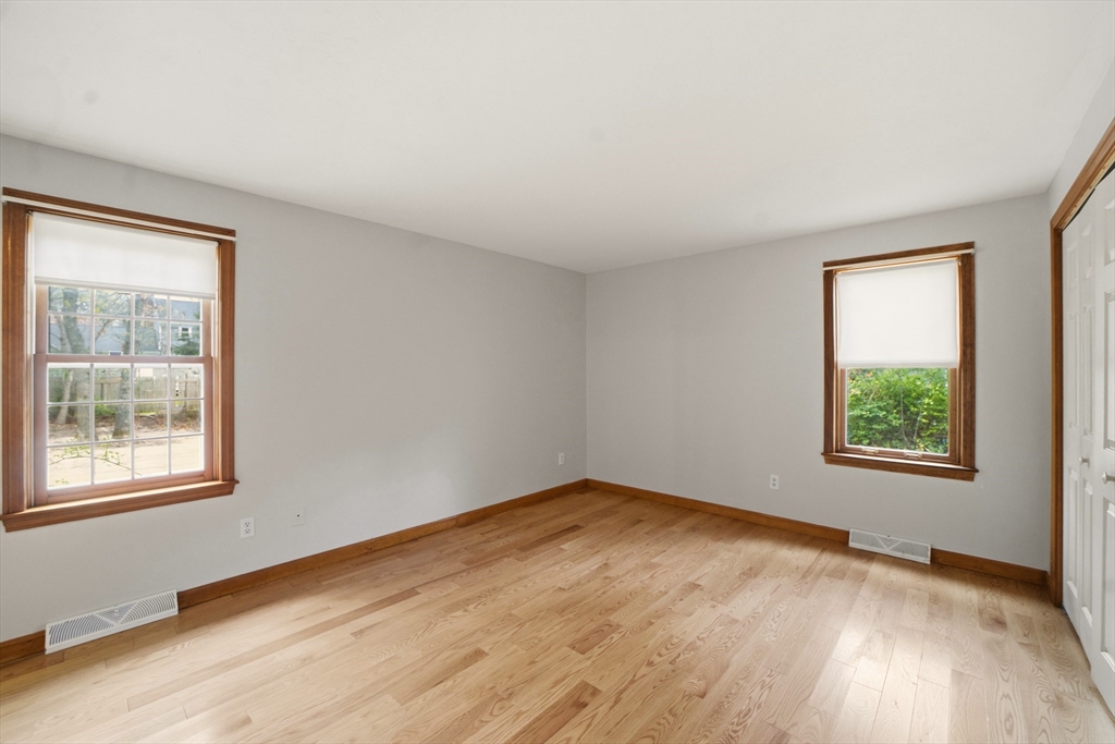 4 Bourne Hay Road Sandwich, MA 02563 - Photo 11 of 18