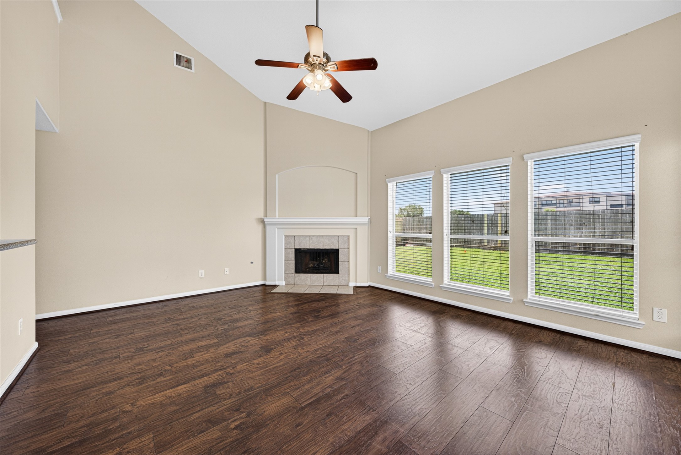 25215 Spring Iris Lane Katy, TX 77494 - Photo 16 of 46