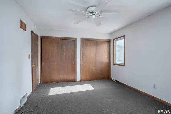 $269,000 | 3812 North Thornwood Avenue, Davenport, IA 52806