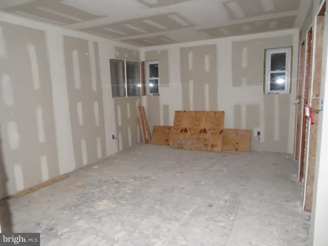 $950,000 | 1601 North Portal Drive Northwest, Washington, DC 20012