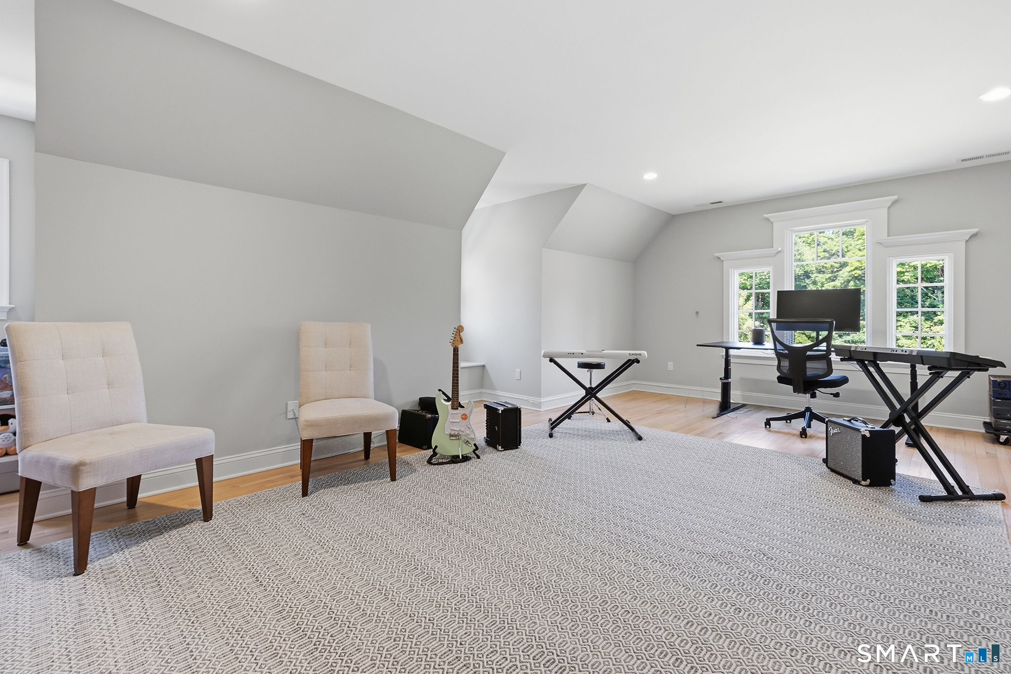 263 Peaceable Street Ridgefield, CT 06877 - Photo 32 of 40 Bonus room on 3rd floor
