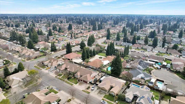 $585,000 | 1624 Tres Picos Drive, Yuba City, CA 95993