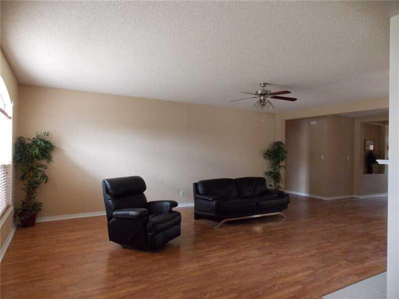 1011 Helene's Way Slidell, LA 70461 - Photo 14 of 23 Gallery Image 14