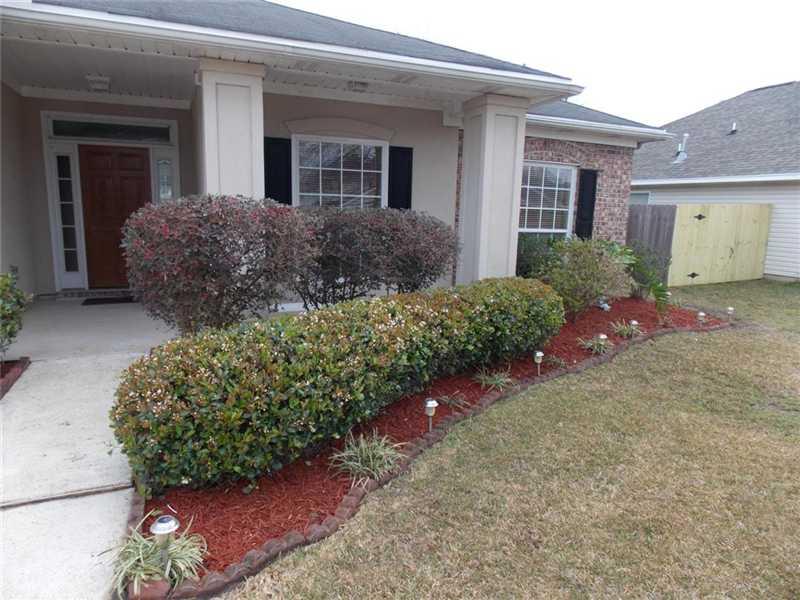 1011 Helene's Way Slidell, LA 70461 - Photo 2 of 23 Gallery Image 2