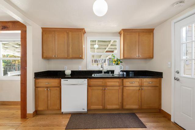 10641 Merriman Road Cupertino, CA 95014 - Photo 21 of 48 Gallery Image 21