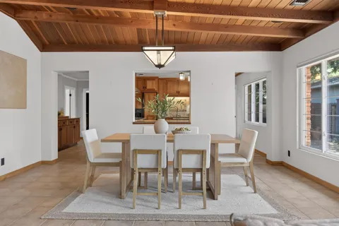 $1,049,000 | 4621 Crestwood Way, Sacramento, CA 95822