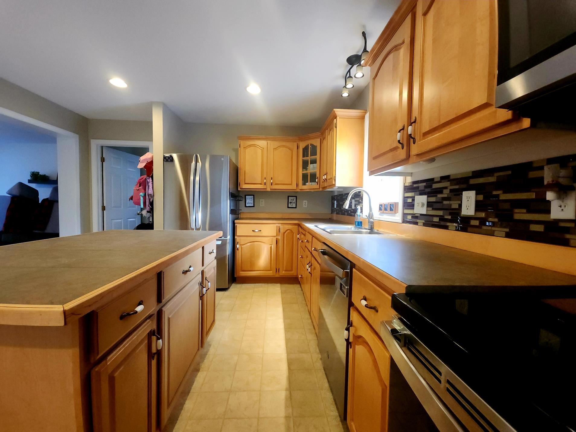 8 Byrne Road Northwood, NH 03261 - Photo 4 of 43 Gallery Image 4