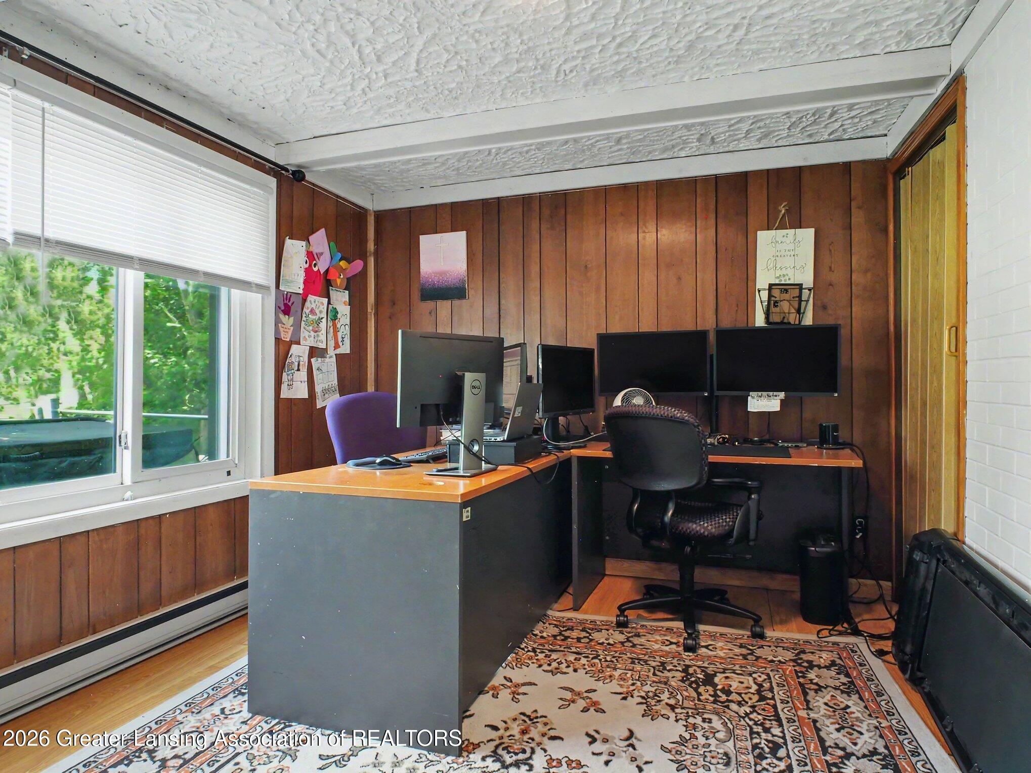 805 Dryer Farm Road Lansing, MI 48917 - Photo 14 of 37