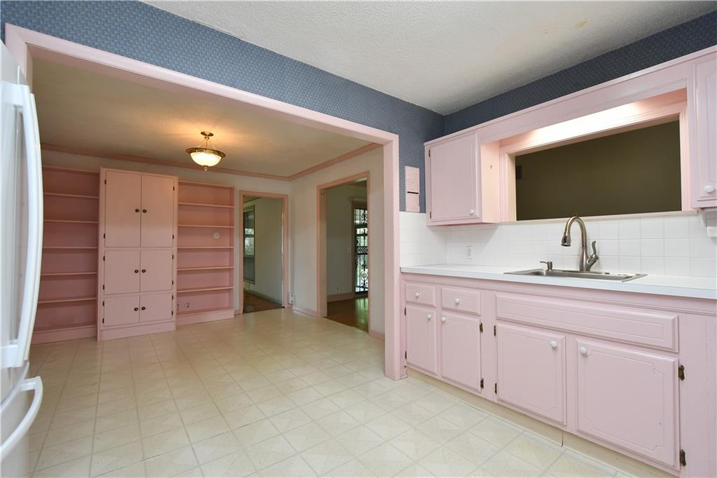 10200 Pflumm Road Lenexa, KS 66215 - Photo 11 of 35