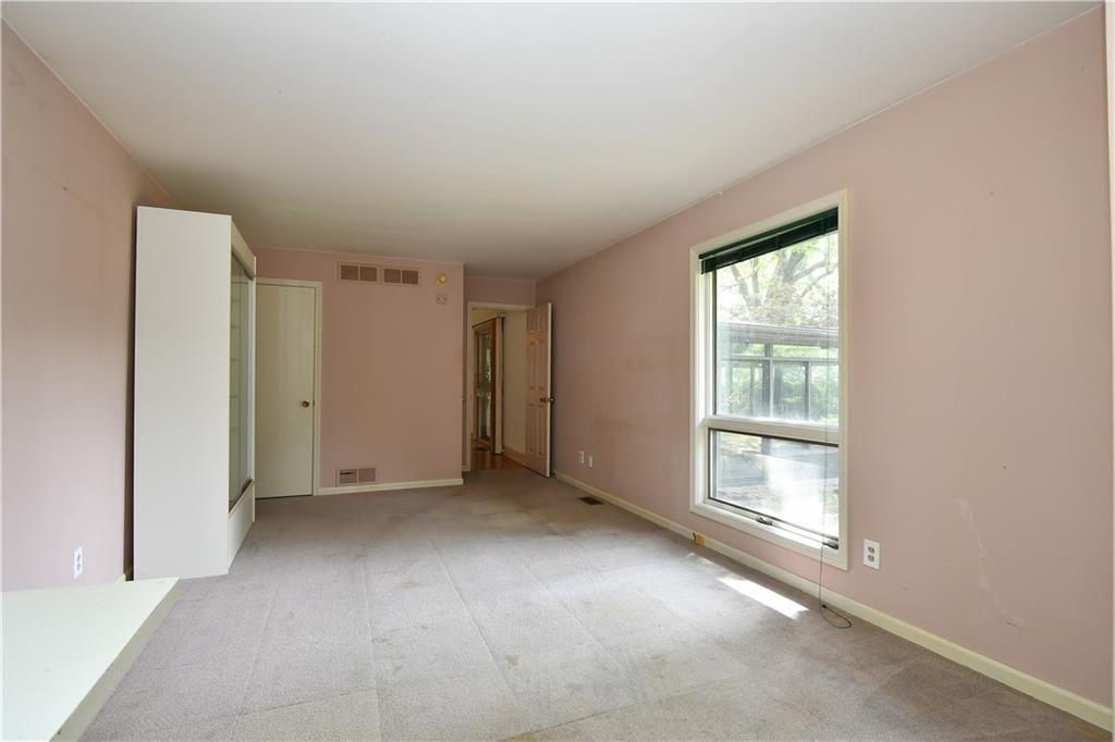 10200 Pflumm Road Lenexa, KS 66215 - Photo 20 of 35