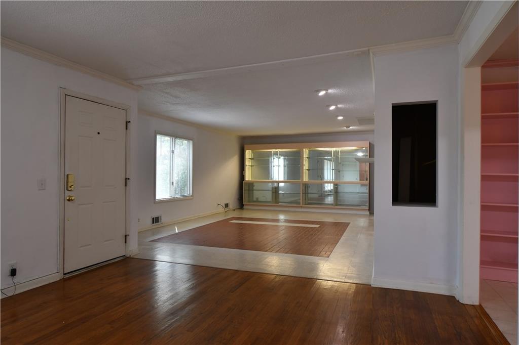 10200 Pflumm Road Lenexa, KS 66215 - Photo 4 of 35