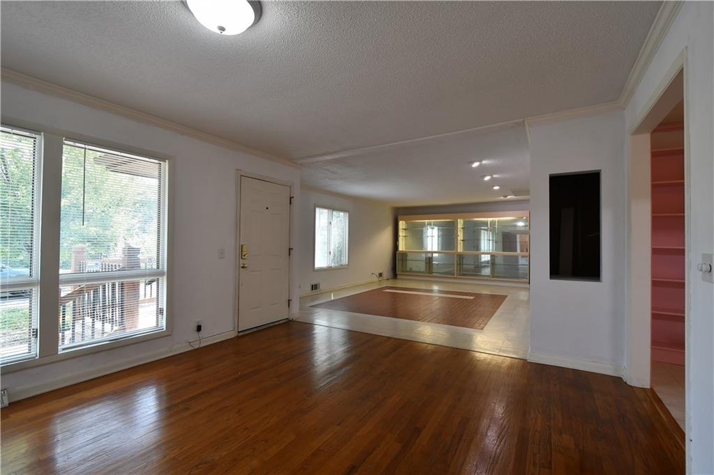 10200 Pflumm Road Lenexa, KS 66215 - Photo 7 of 35