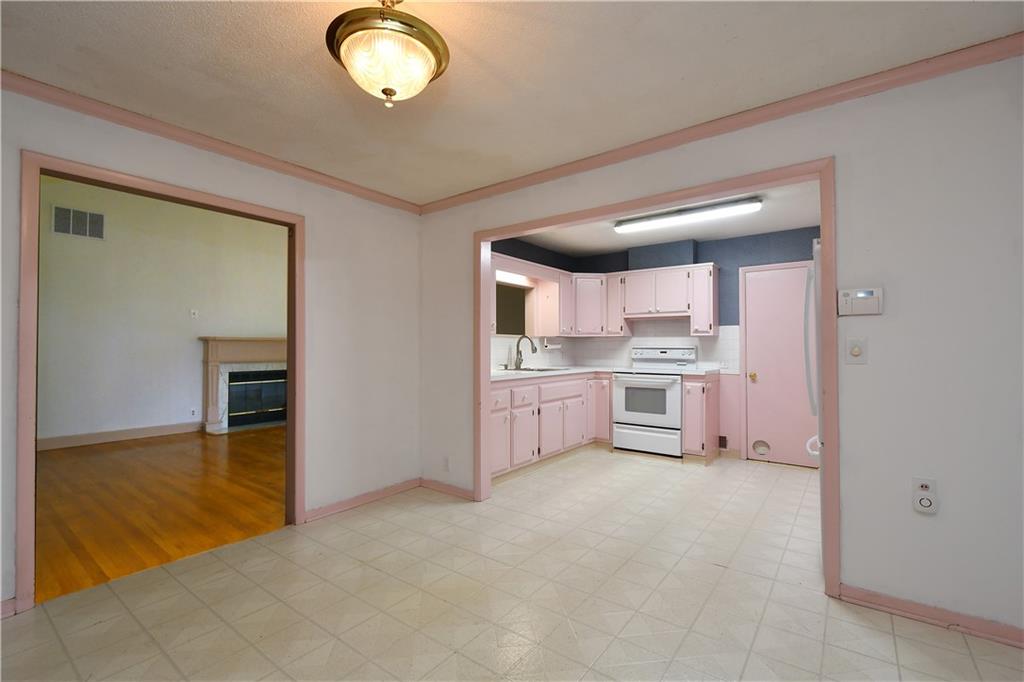 10200 Pflumm Road Lenexa, KS 66215 - Photo 10 of 35