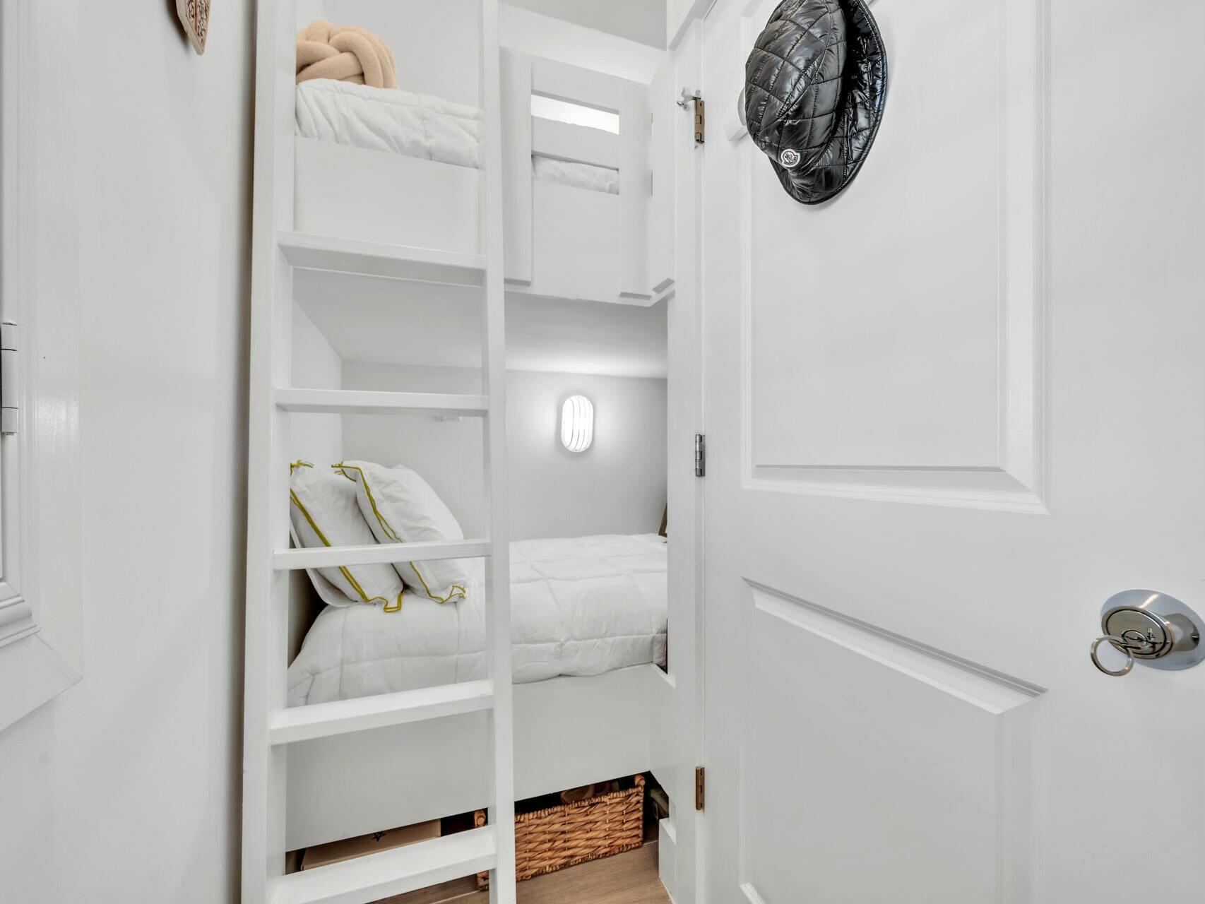 206 Henderson Resort Way, Unit 5202 Destin, FL 32541 - Photo 33 of 55