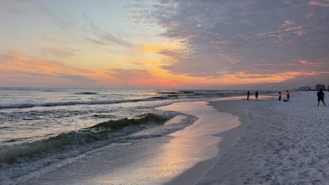 206 Henderson Resort Way, Unit 5202 Destin, FL 32541 - Photo 48 of 55 a view of outdoor space with lounge chair