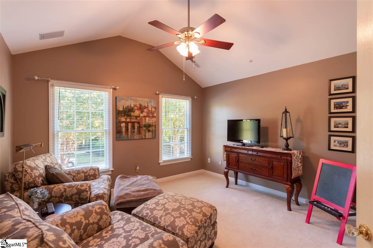 328 English Oak Road Simpsonville, SC 29681 - Photo 22 of 36 Gallery Image 22
