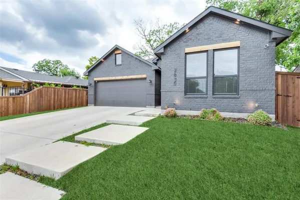 $3,250 | 2830 South Marsalis Avenue, Dallas, TX 75216