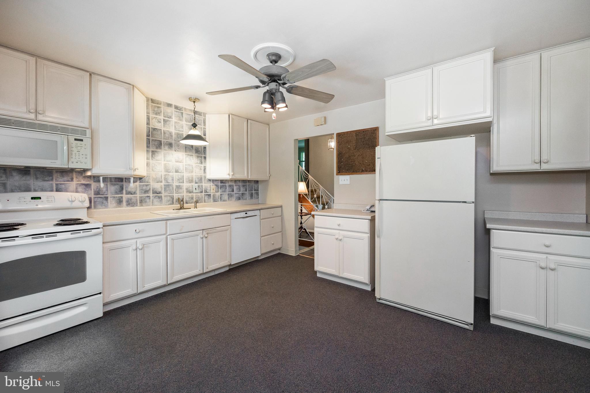 310 Llewellyn Road Ambler, PA 19002 - Photo 16 of 47 Kitchen
