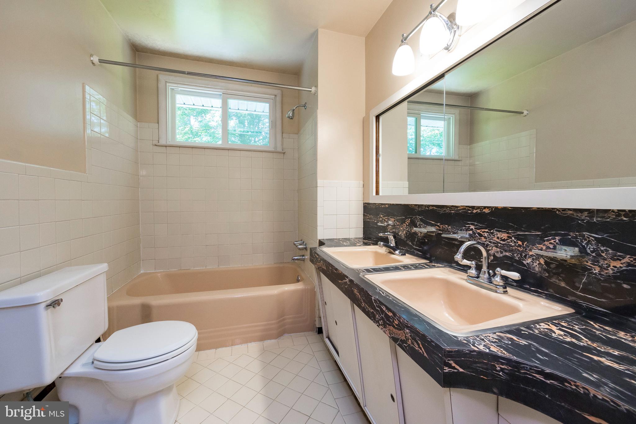 310 Llewellyn Road Ambler, PA 19002 - Photo 27 of 47 Hall Bathroom