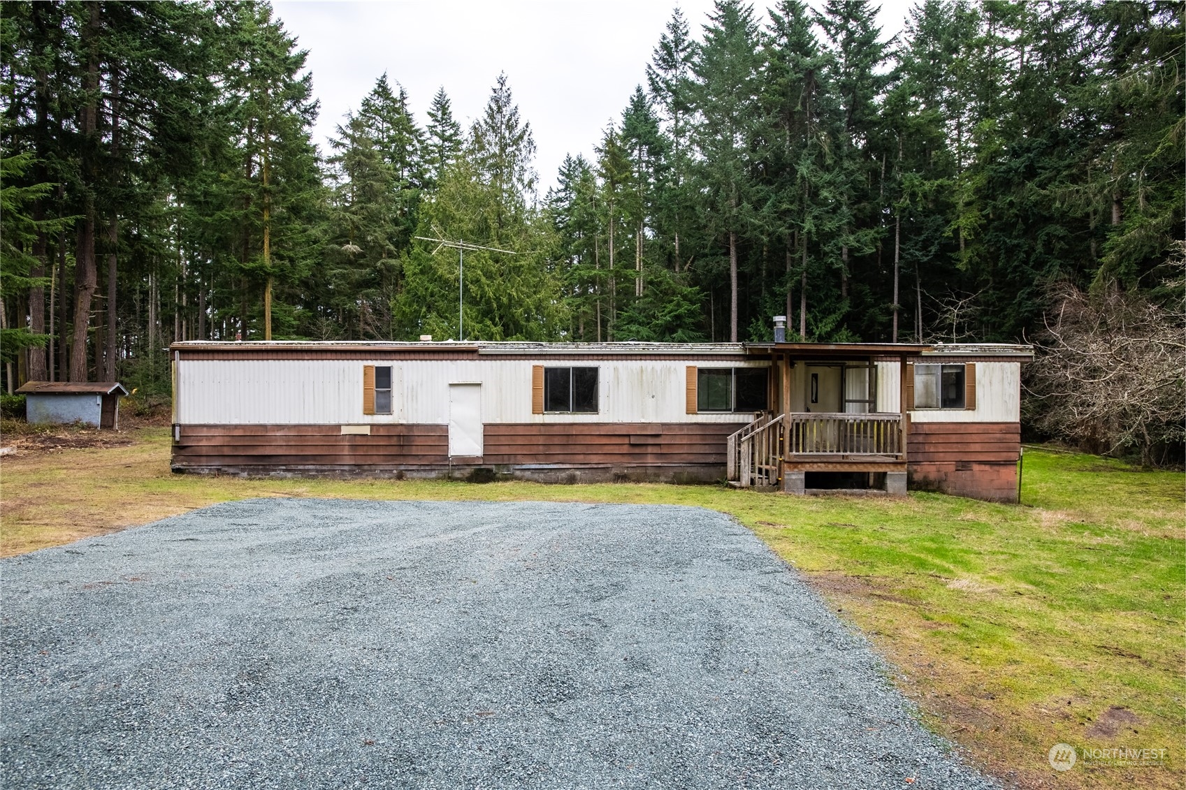 4480 Lyon Road Oak Harbor, WA 98277 - Photo 5 of 24 Gallery Image 5