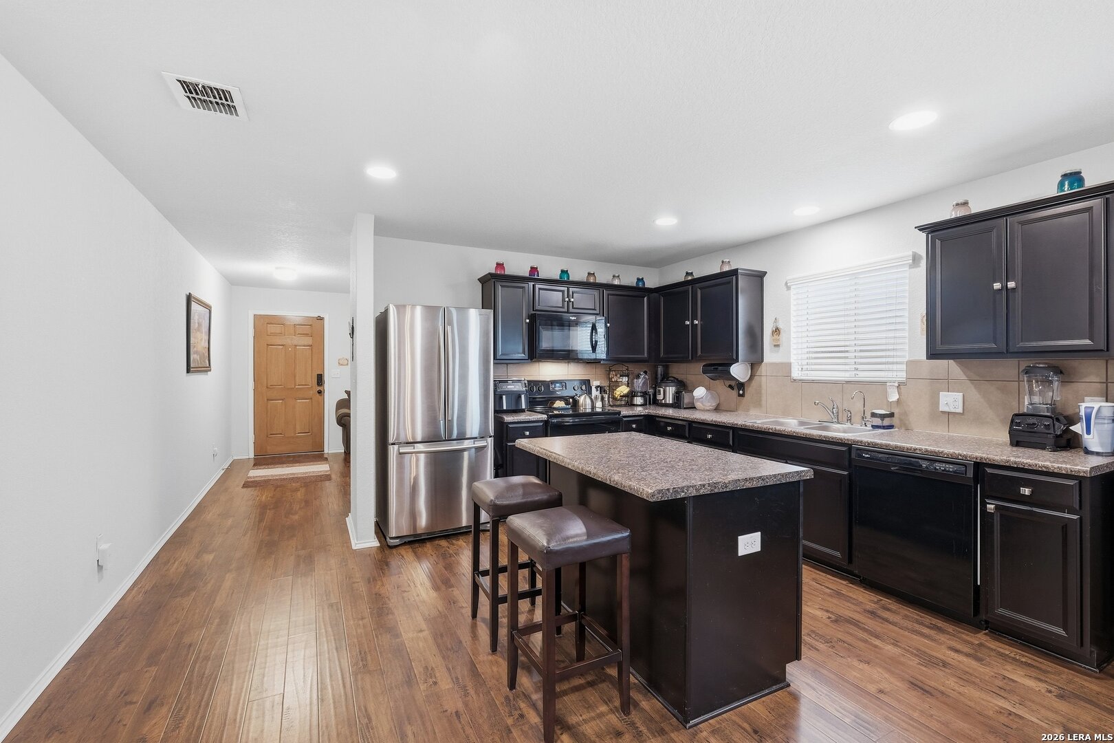 9723 Harbor Mist Lane Converse, TX 78109 - Photo 9 of 23