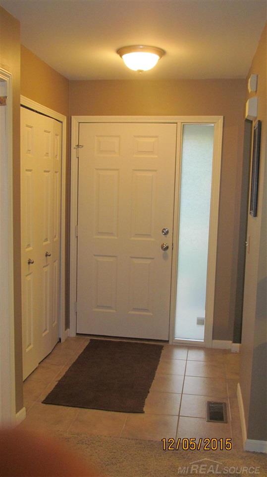 45633 Rathmore Drive Macomb, MI 48044 - Photo 30 of 35 31243016-29.JPG