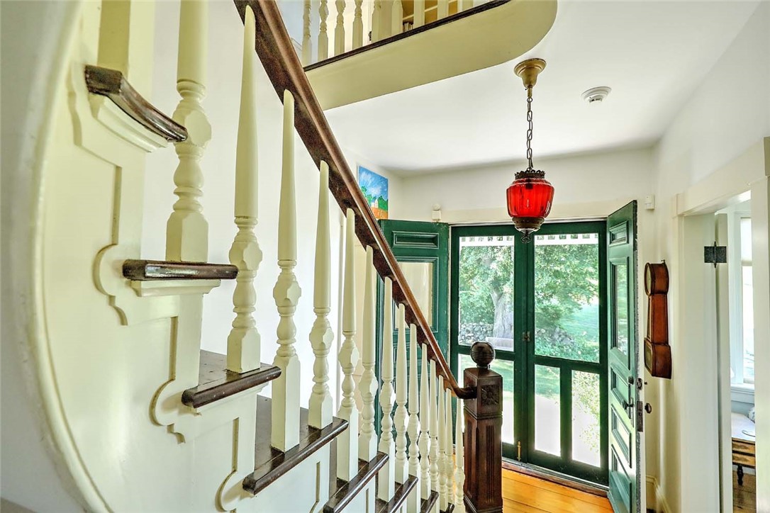 143 Horseneck Road Westport, MA 02790 - Photo 8 of 38 Gallery Image 8
