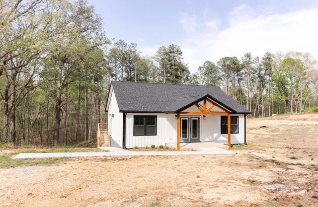 $275,000 | 1146 Bumpus Mills Road, Dover, TN 37058