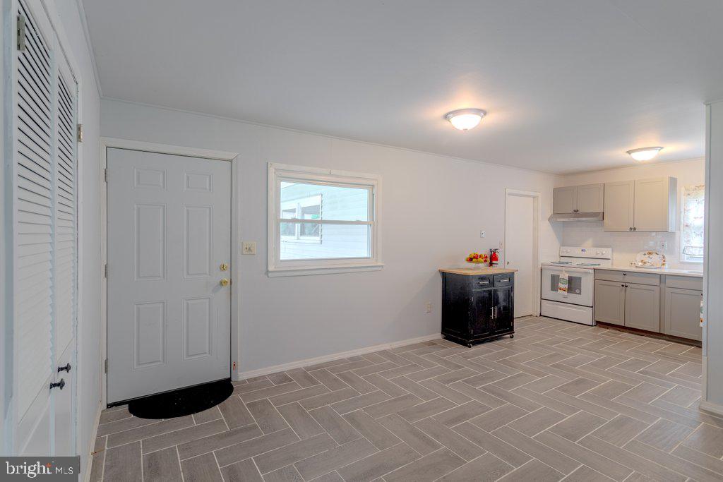 9 Bloomfield Lane Willingboro, NJ 08046 - Photo 5 of 23