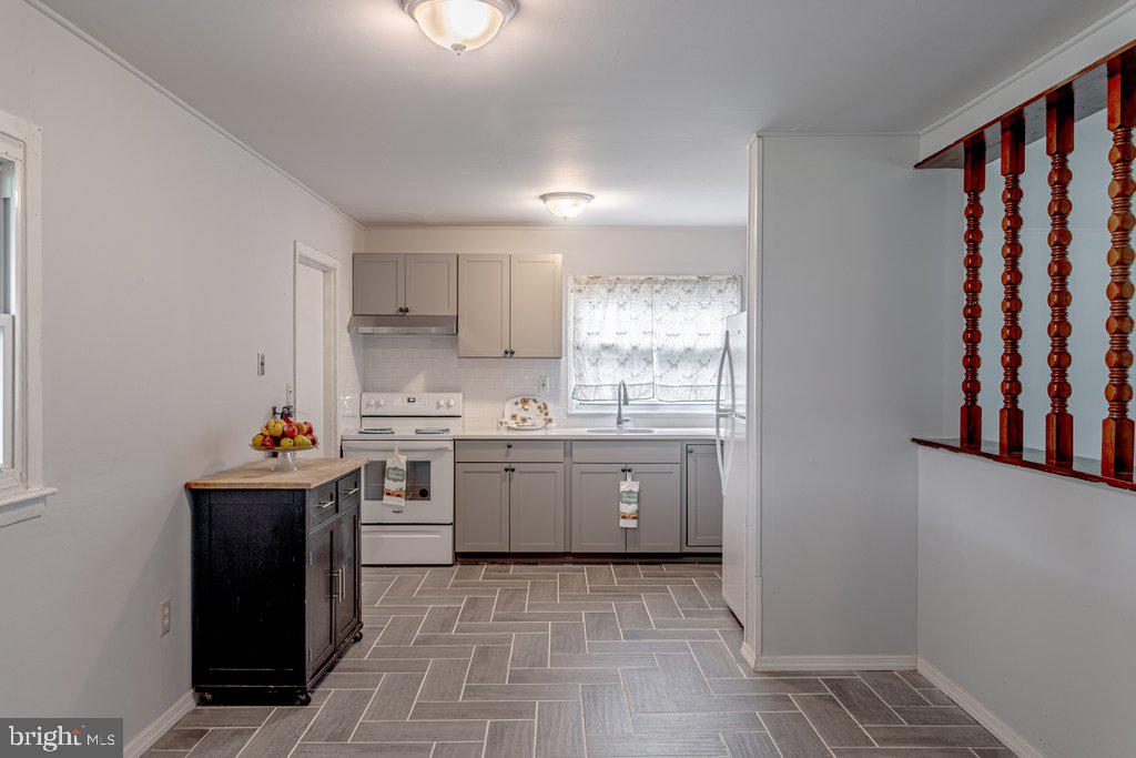 9 Bloomfield Lane Willingboro, NJ 08046 - Photo 7 of 23