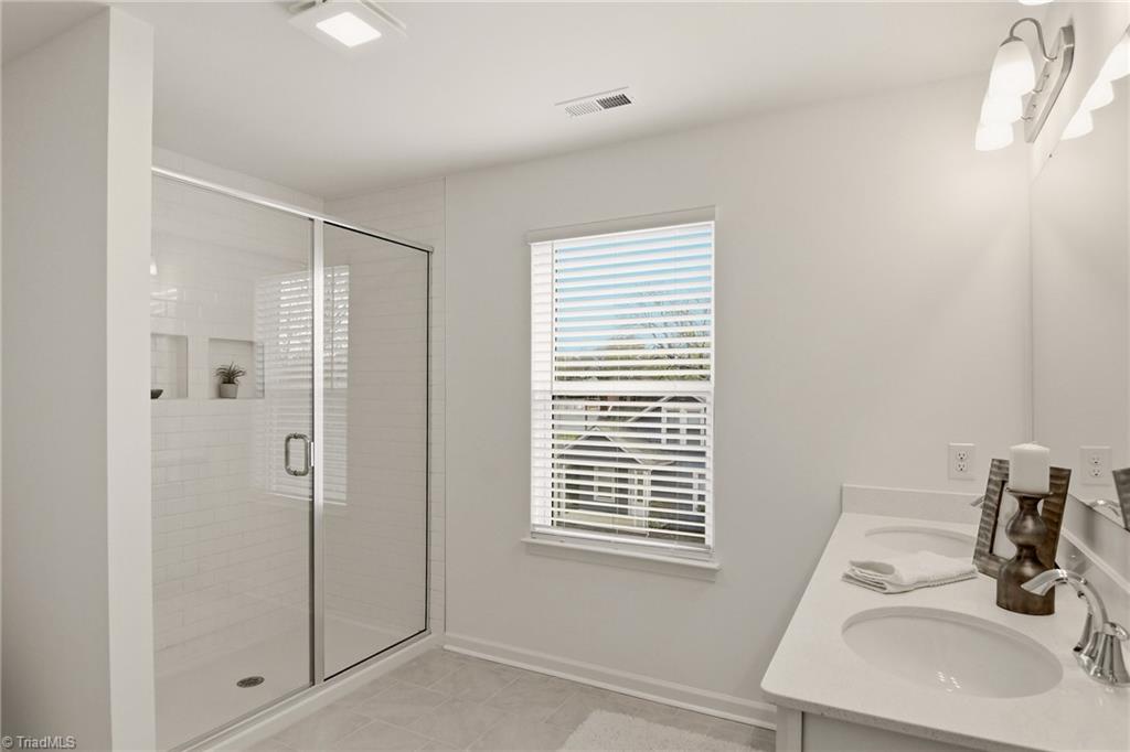 4112 Country Club Road, Unit 1034 Winston-Salem, NC 27104 - Photo 21 of 34