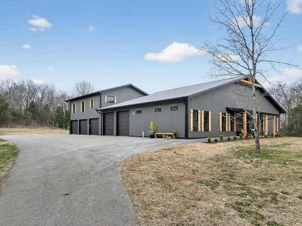 $2,400,000 | 341 Floyd Road, Eagleville, TN 37060