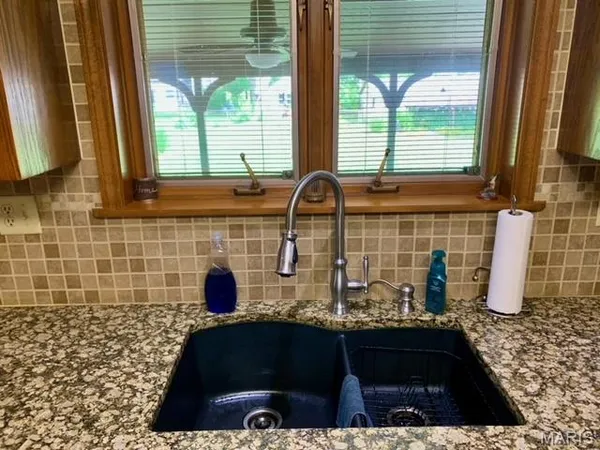 $365,000 | 922 Park Street, Monroe City, MO 63456