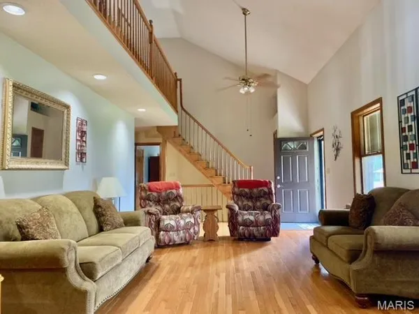 $365,000 | 922 Park Street, Monroe City, MO 63456