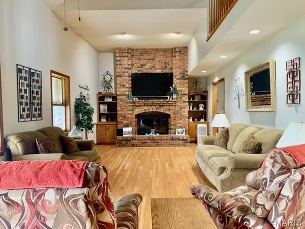 $365,000 | 922 Park Street, Monroe City, MO 63456