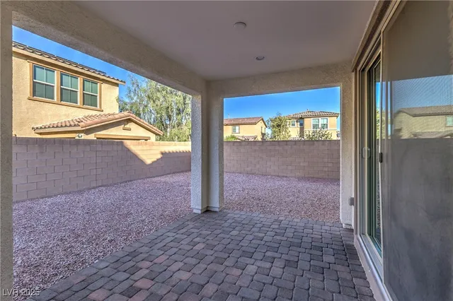 $2,795 | 10260 Bark Pine Court, Las Vegas, NV 89166