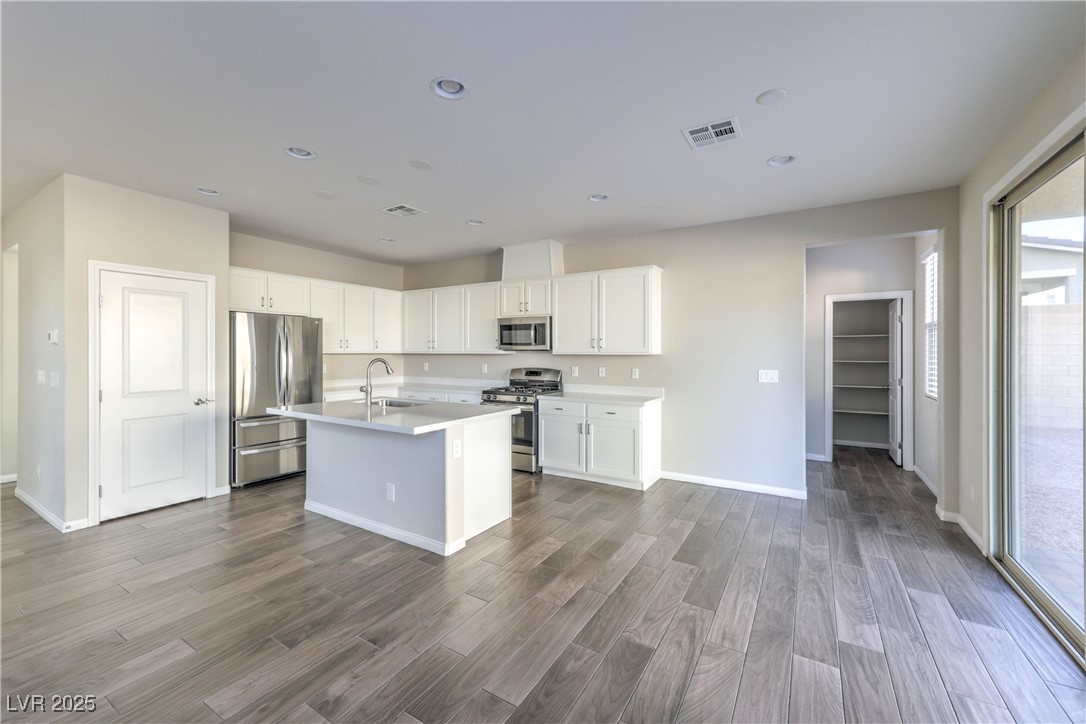 10260 Bark Pine Court Las Vegas, NV 89166 - Photo 4 of 25