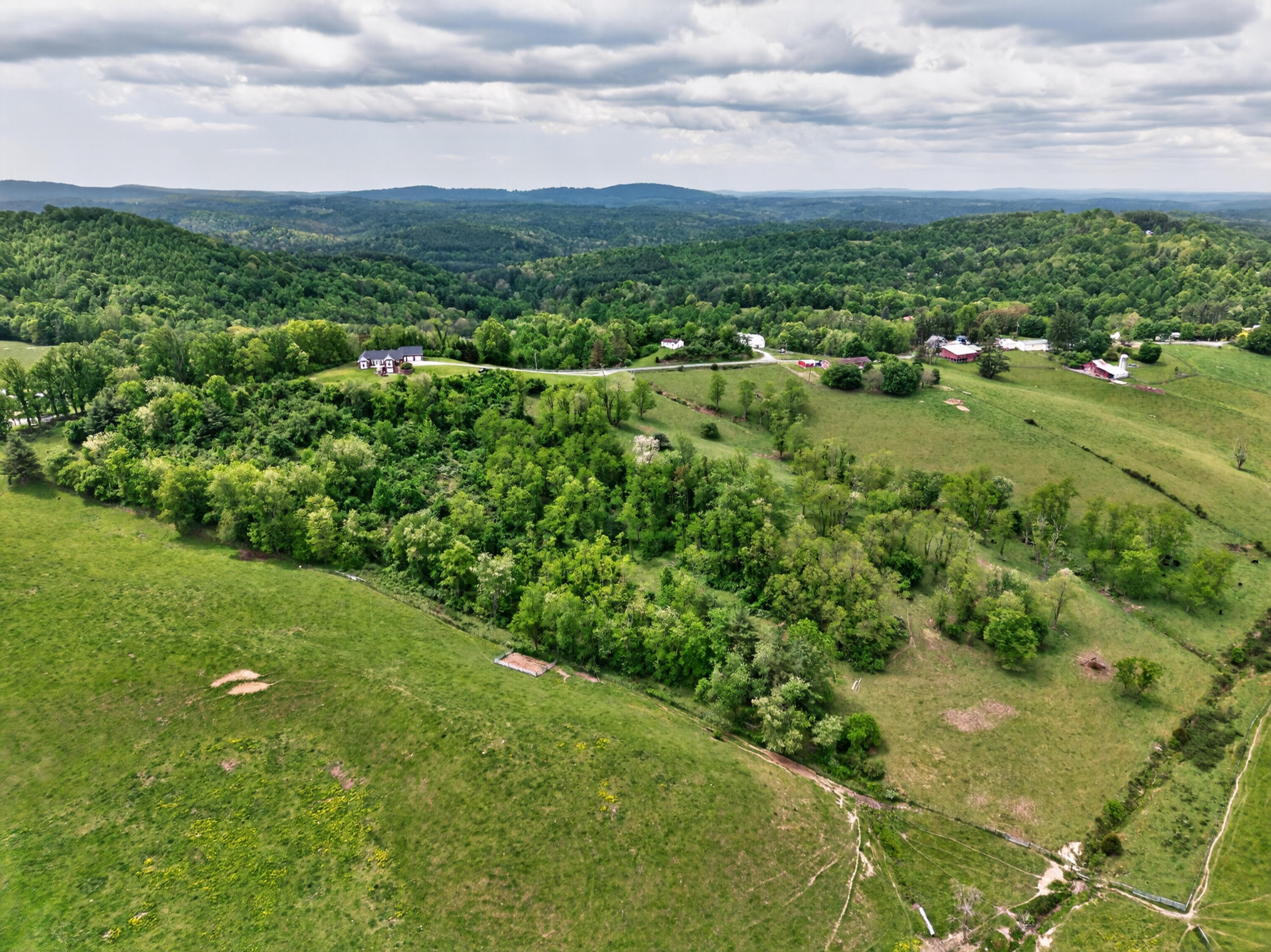 217 Indian Valley Road Willis, VA 24380 - Photo 103 of 120 willis-98