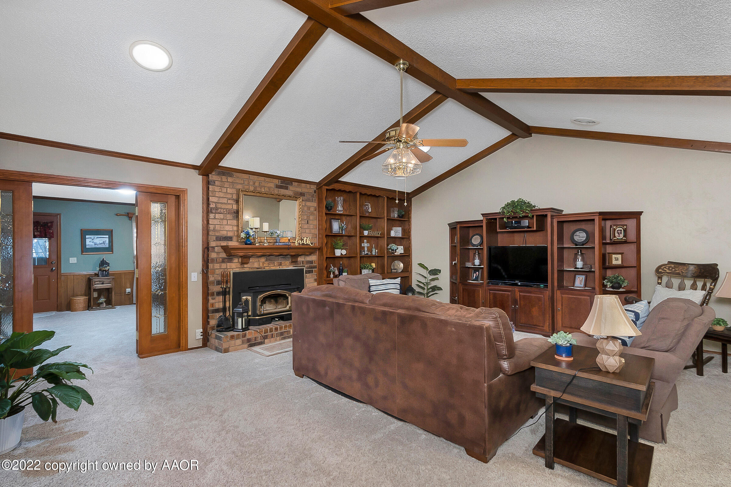 5103 While A Way Road Amarillo, TX 79109 - Photo 5 of 34 005_Living Room