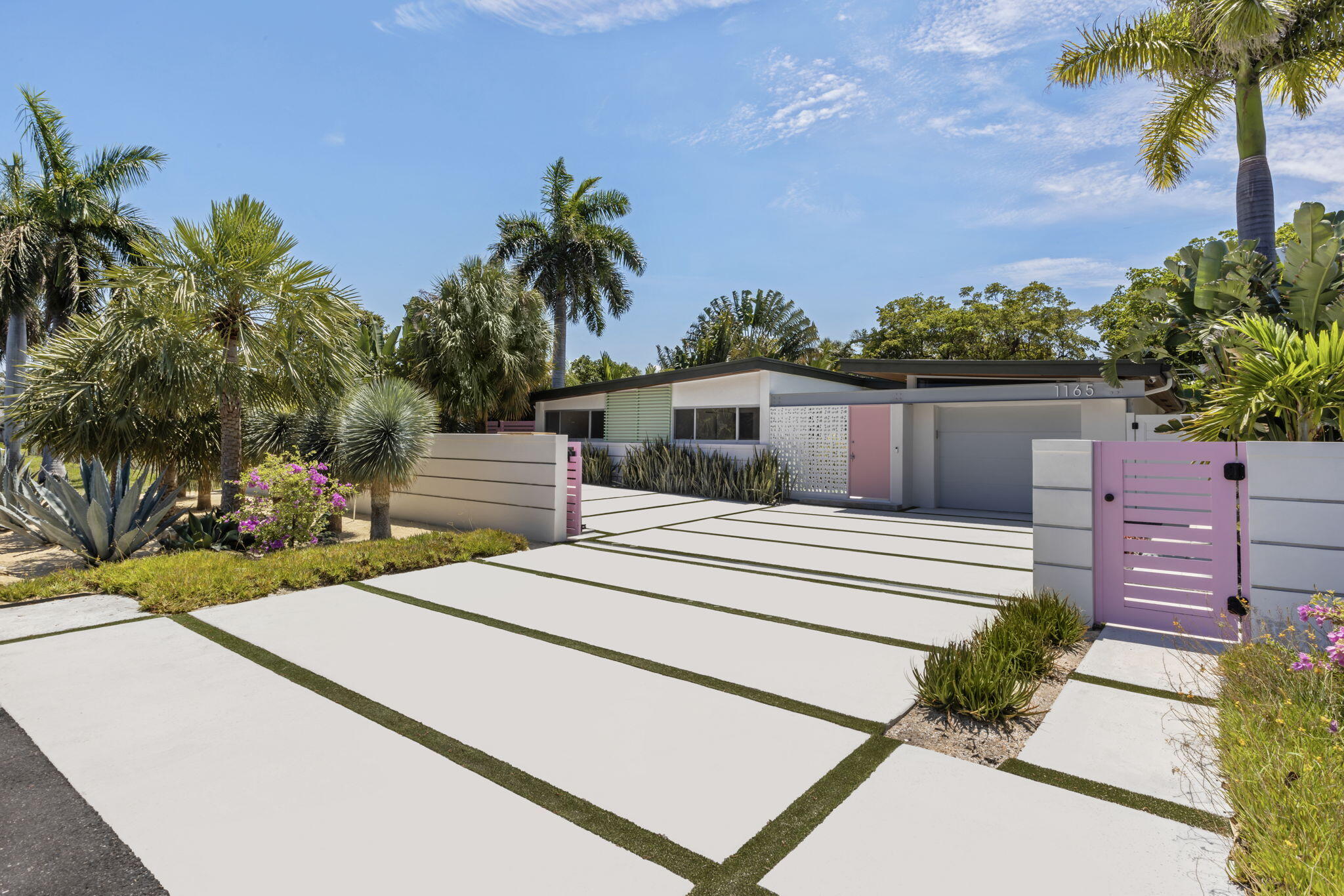 1165 Northeast 2nd Terrace Boca Raton, FL 33432 - Photo 1 of 71 4-web-or-mls-ET6A5207