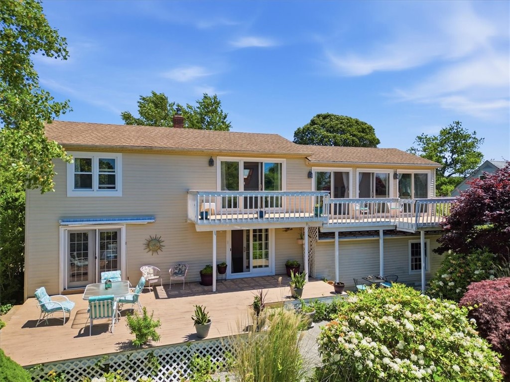 10 Island View Court Westerly, RI 02891 - Photo 2 of 37